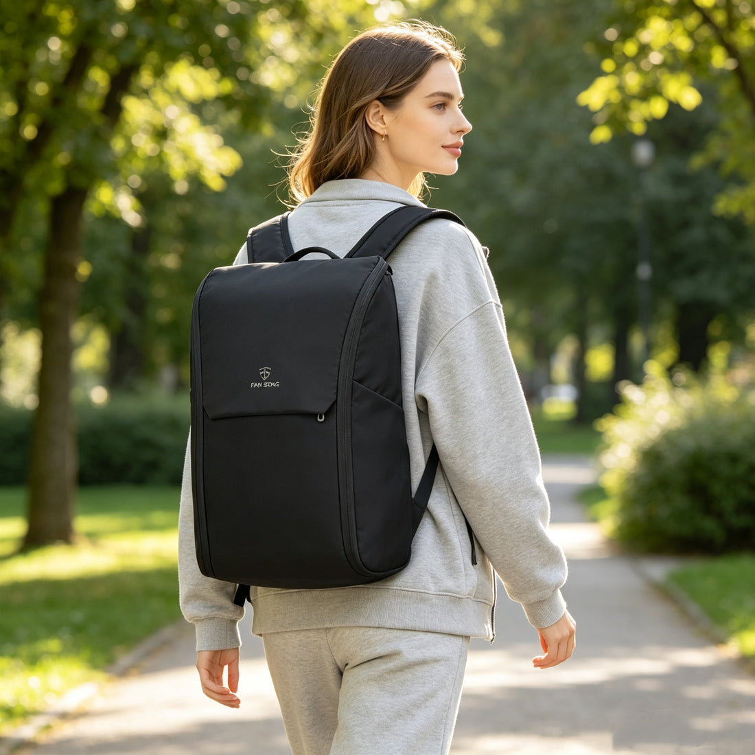 Why You Always Need a Multi-Purpose Weekend Bag That Works for Travel, Work & Daily Errands