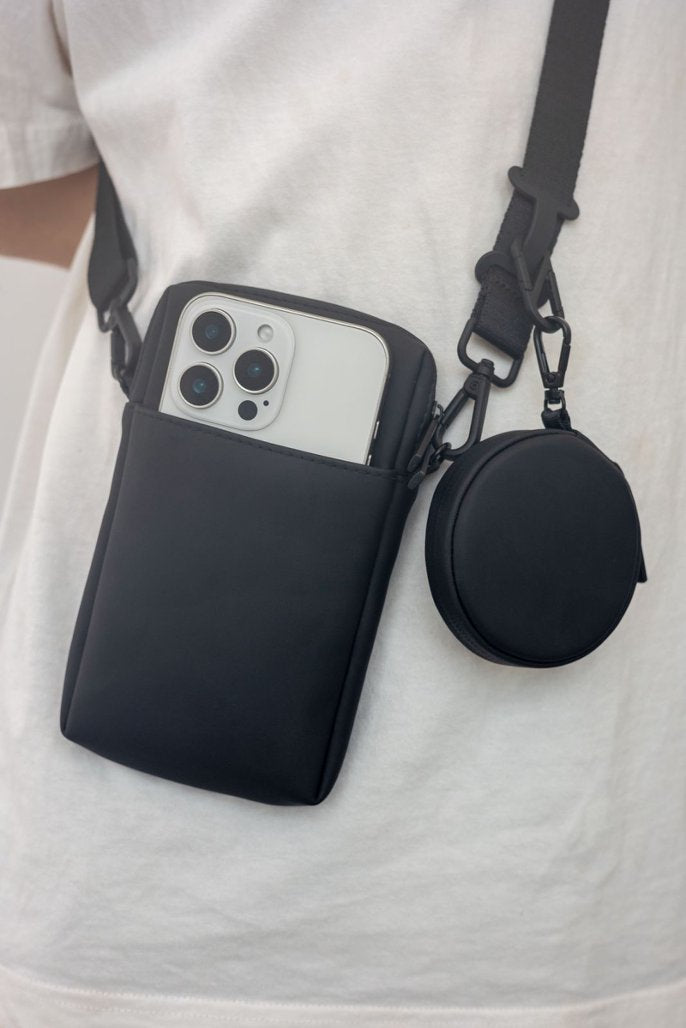 Daily Carry Bag  Fashionable crossbody phone bag