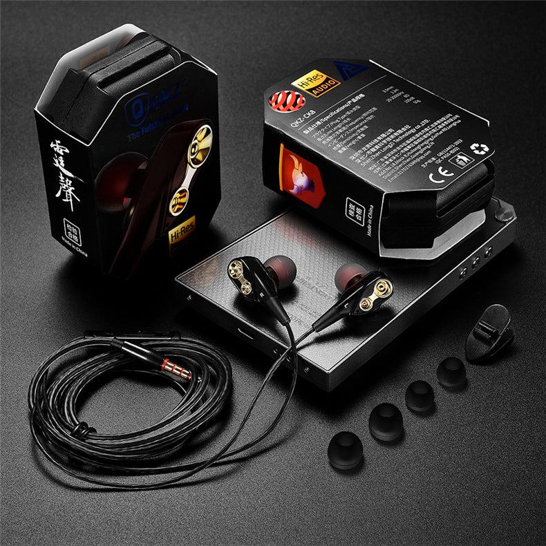 The new dual-moving coil HiFi music wire-controlled headset, gaming headset, sports headset, MIC headset